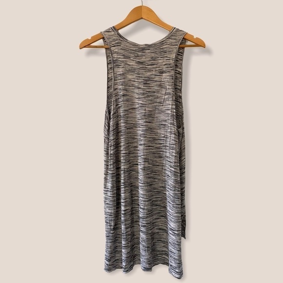 Aritzia Wilfred Free Grey And White Tunic - Picture 4 of 6